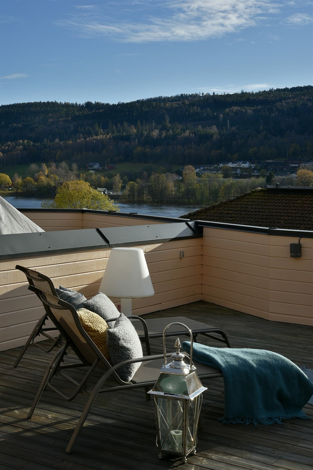 God plass for aktuelle møblement. Galleribilde