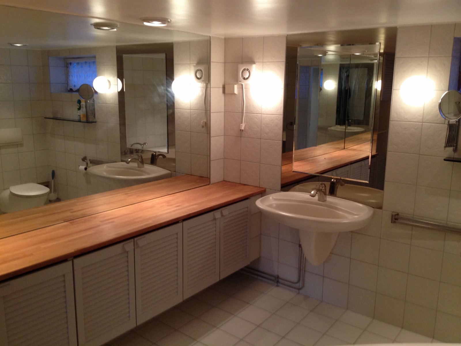 Stort fint bad Galleribilde