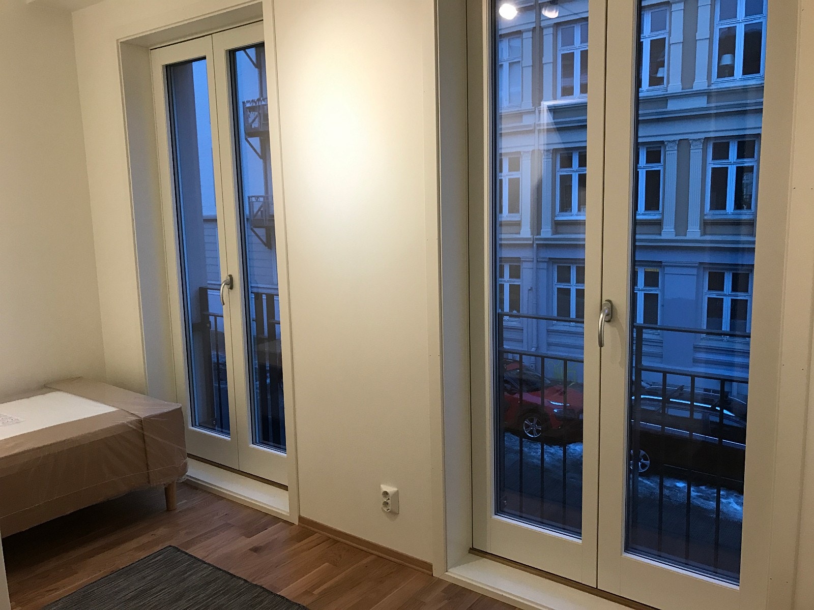 Rom 2 har 2 stk fransk balkonger Galleribilde