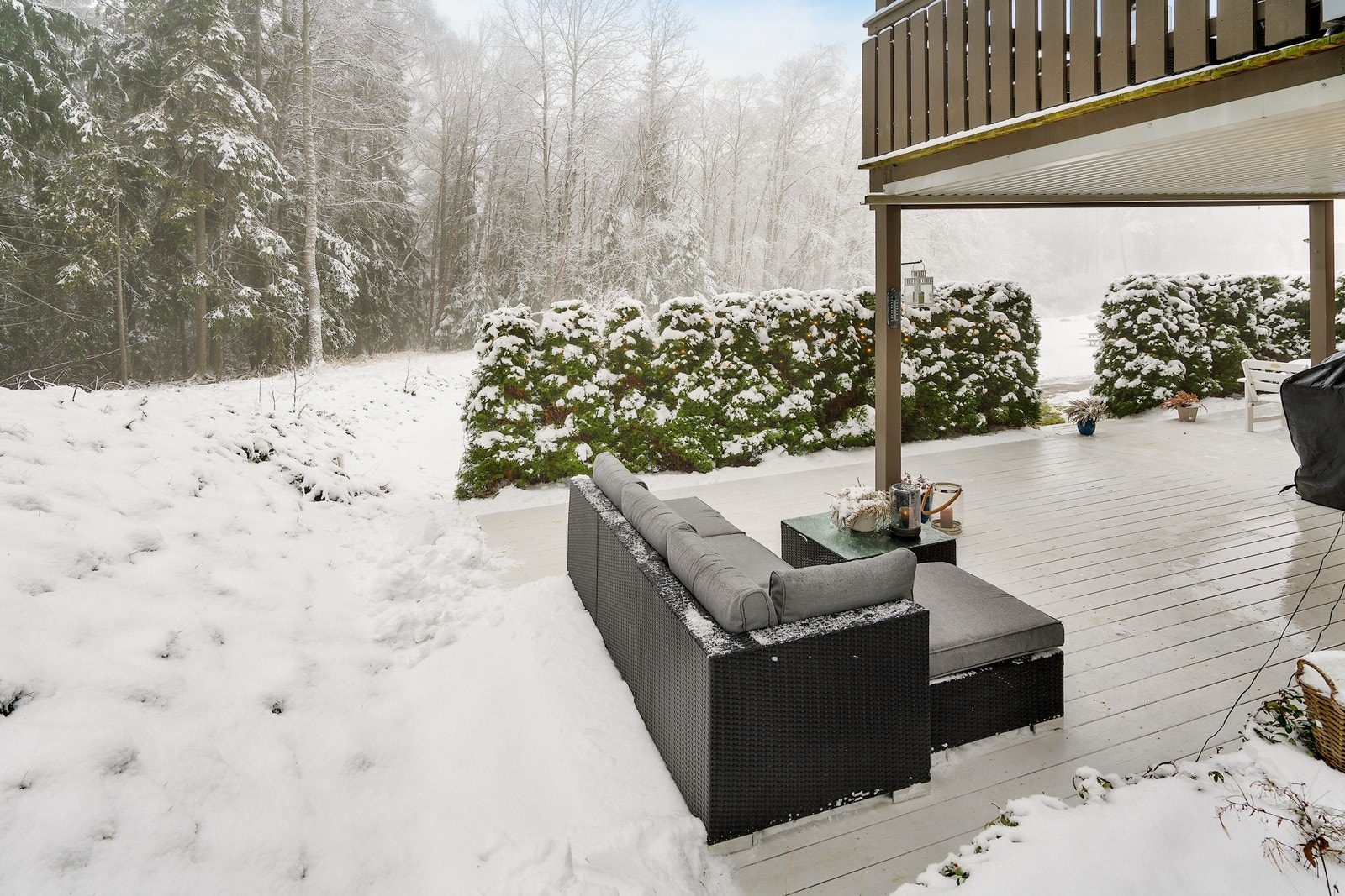 Eiendommen er grensende til friområde og borettslagtes fellesarealer Galleribilde