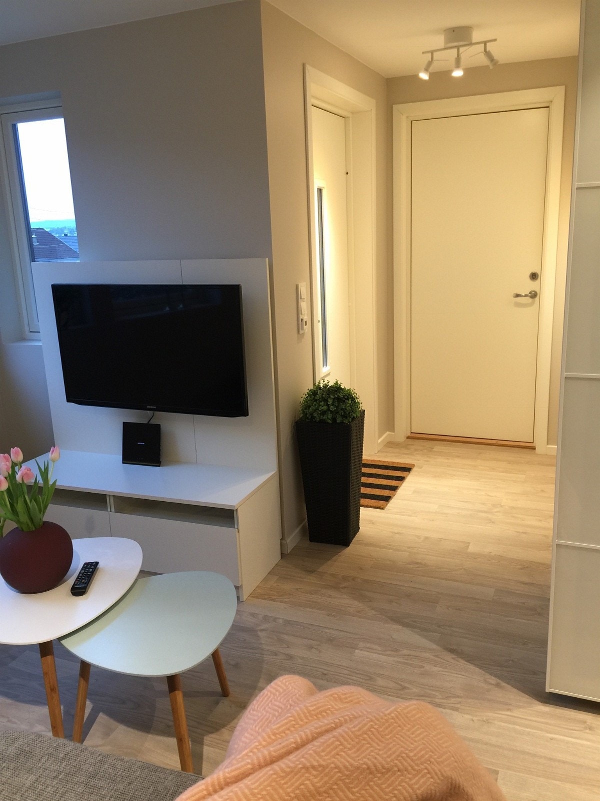 Både TV med abonnement hos RiksTV og bredbånd er inkludert i husleien Galleribilde