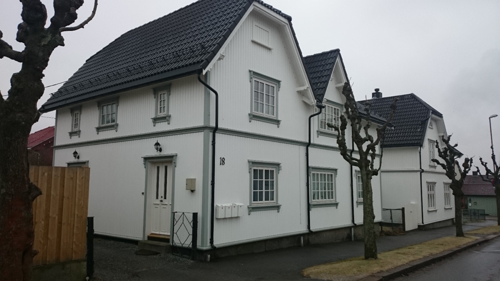 Fasade mot gata Galleribilde