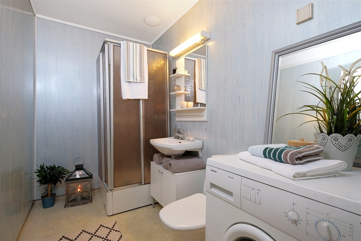 Badet er noe eldre men fullt funksjonellt. Galleribilde