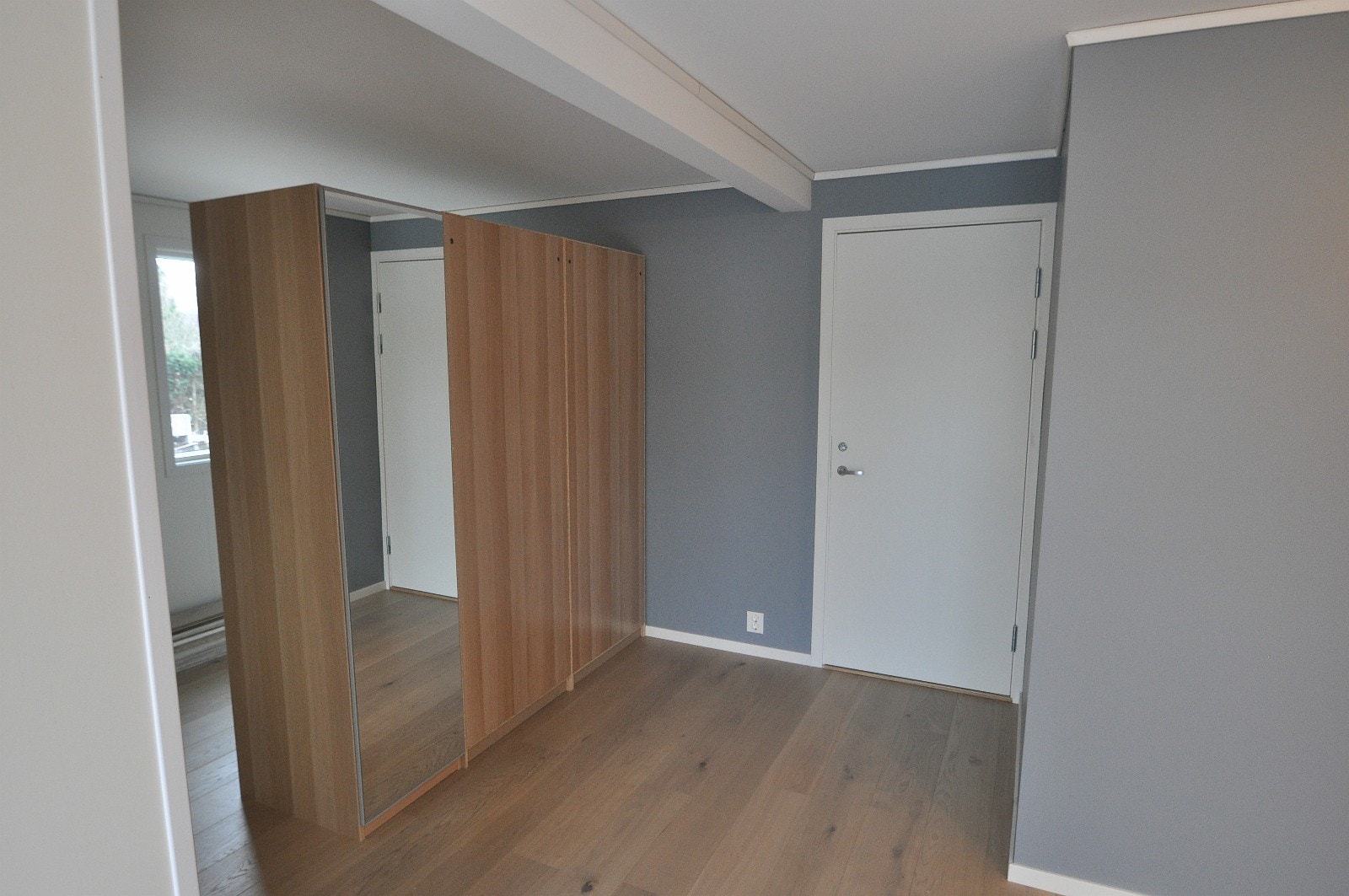 Brann-og lydtett dør til utleiers del - Døren blir varig låst Galleribilde