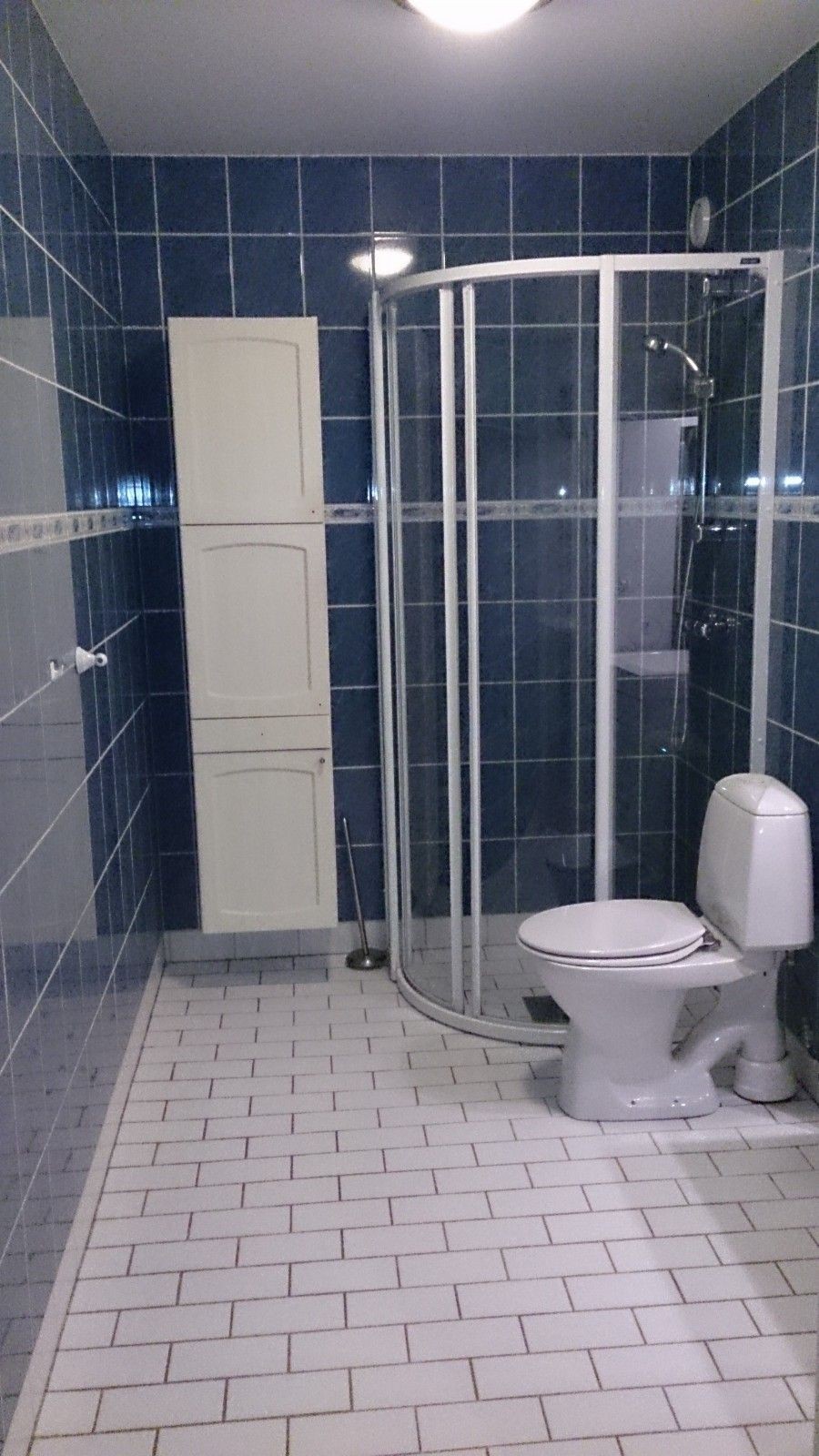 Flislagt bad Galleribilde