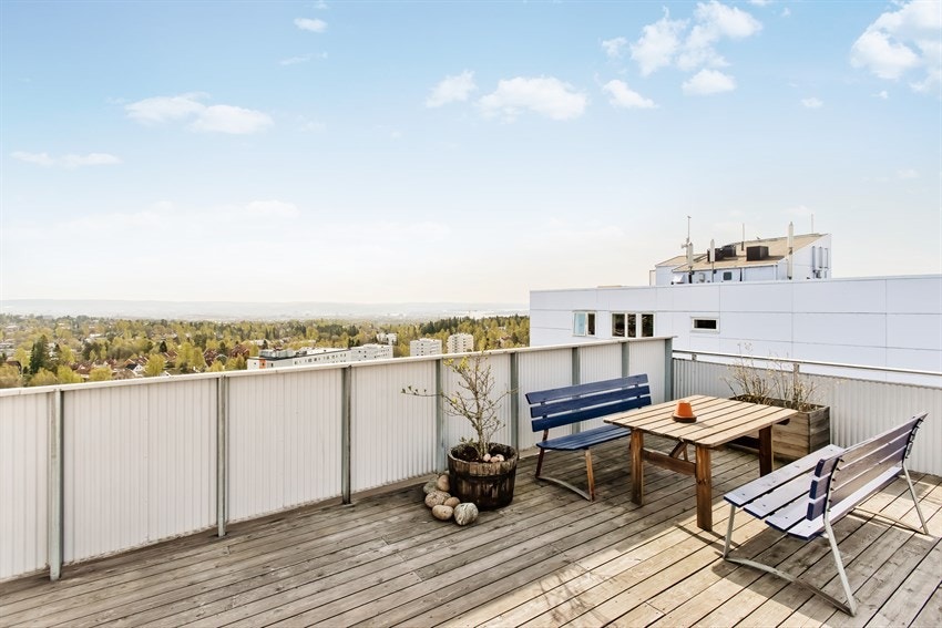Felles takterrasse i blokken ved siden av! Galleribilde