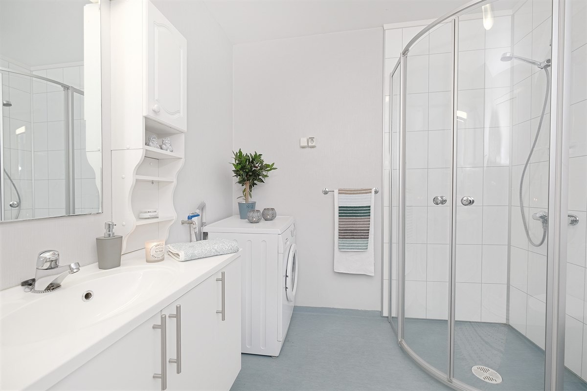 Vaskemaskin på badet kan medfølge om ønskelig. Galleribilde