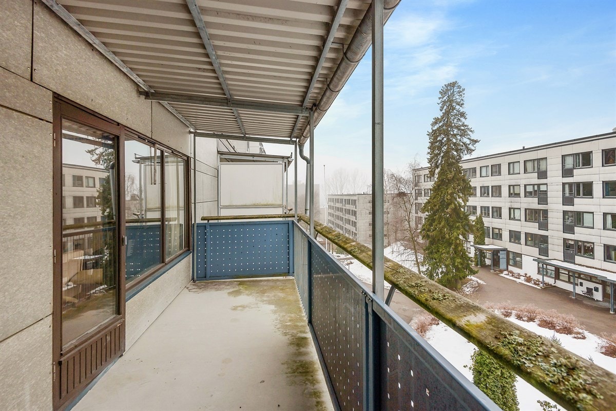 Leiligheten har en stor balkong på ca. 11 kvm. Galleribilde