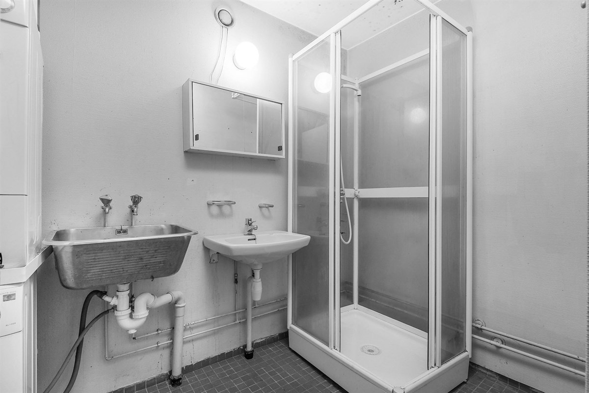 Det vil komme nytt bad, borettslaget iverksetter rehabilitering av alle bad. Dette har planlagt oppstart 2017. Galleribilde