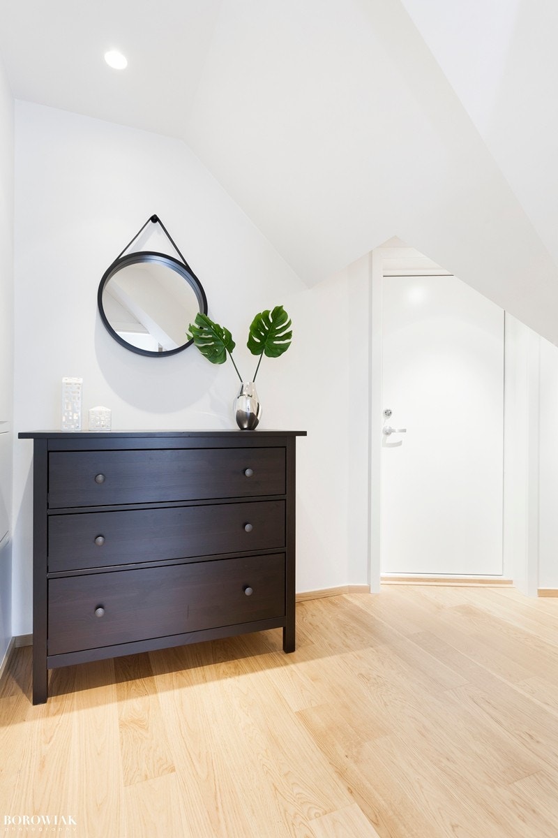 Mellomgang utenfor gjestebadet Galleribilde