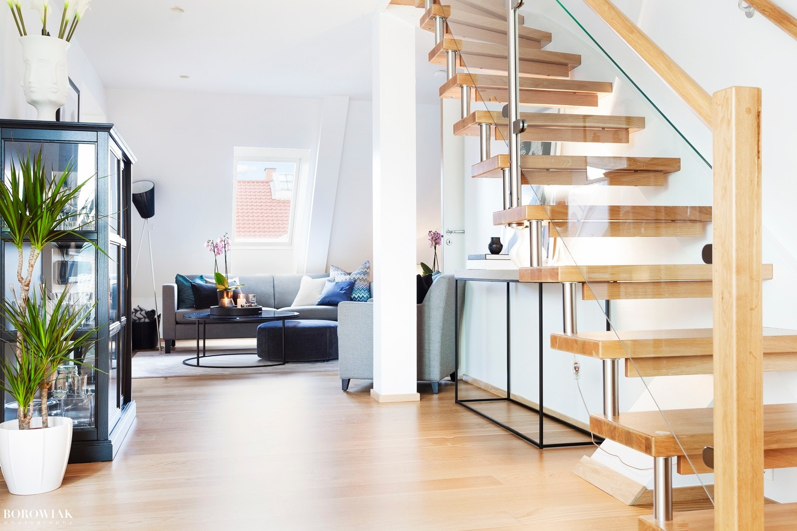 Stuen er lys og luftig Galleribilde