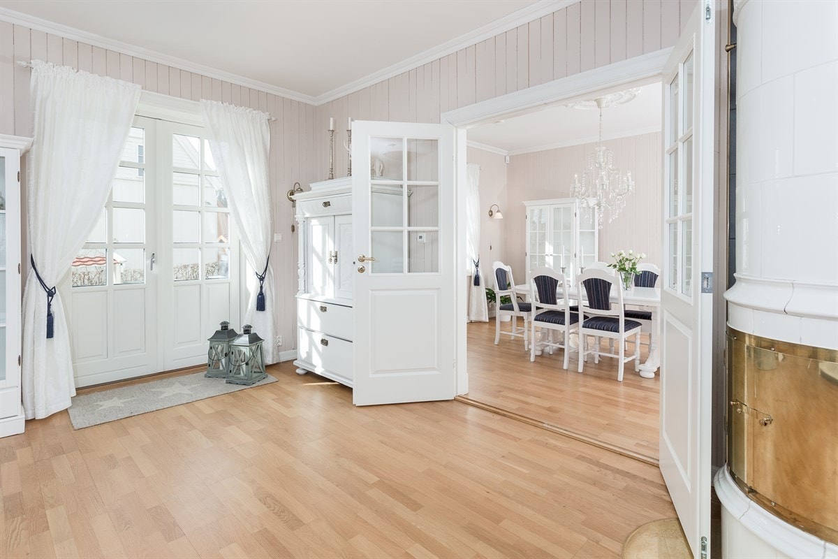 Sjarmerende bolig med klassiske detaljer Galleribilde