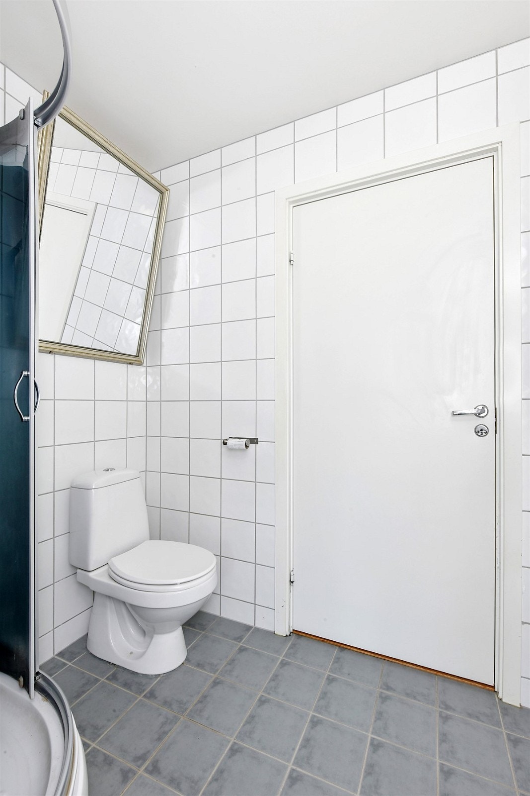 Badet har gulvvarme og mekansik avtrekk. Galleribilde