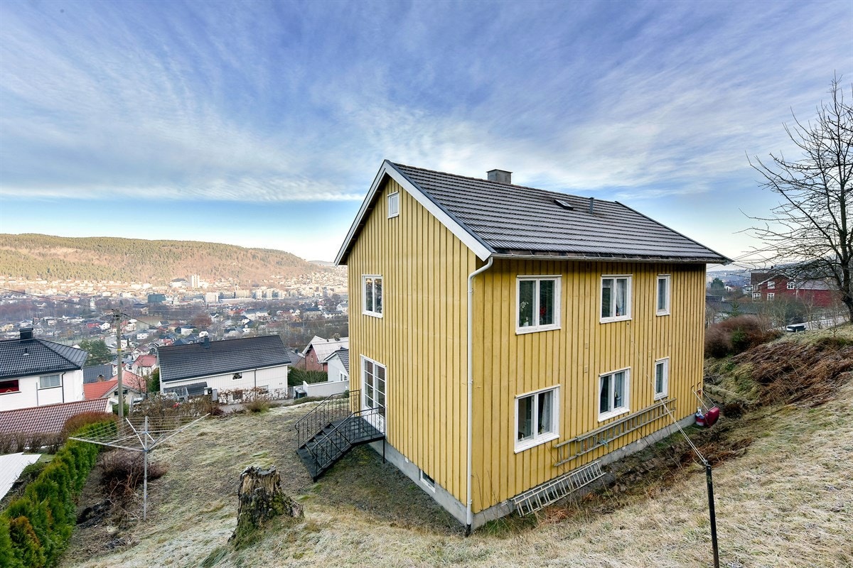 Solforholdene er utmerkede med sen kveldssol om sommeren. Galleribilde