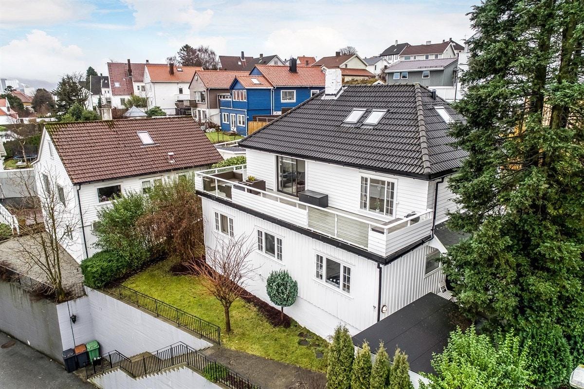 Musegata 103 og bebyggelse rundt. Galleribilde