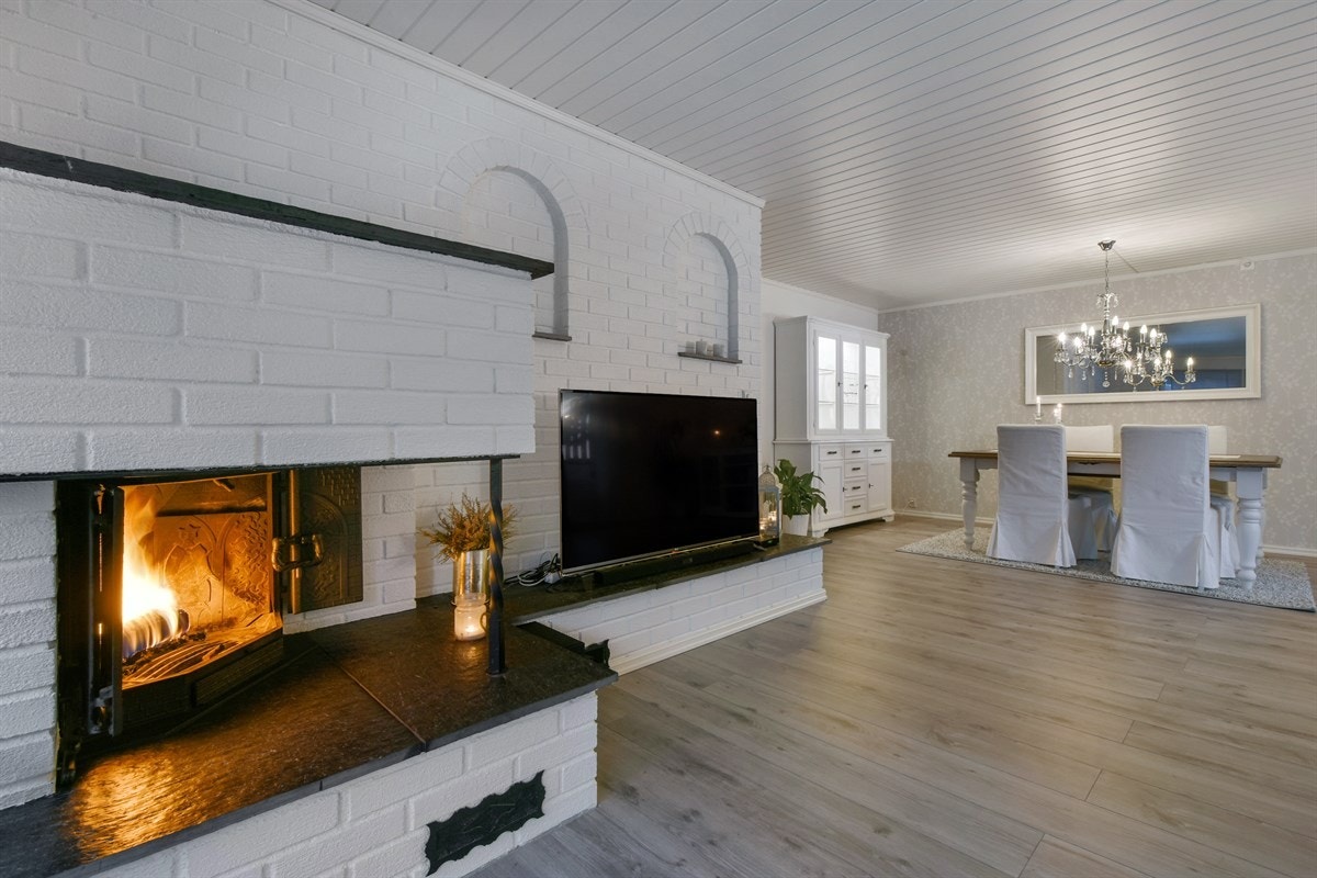 En hyggelig peis som gir ekstra varme. Galleribilde