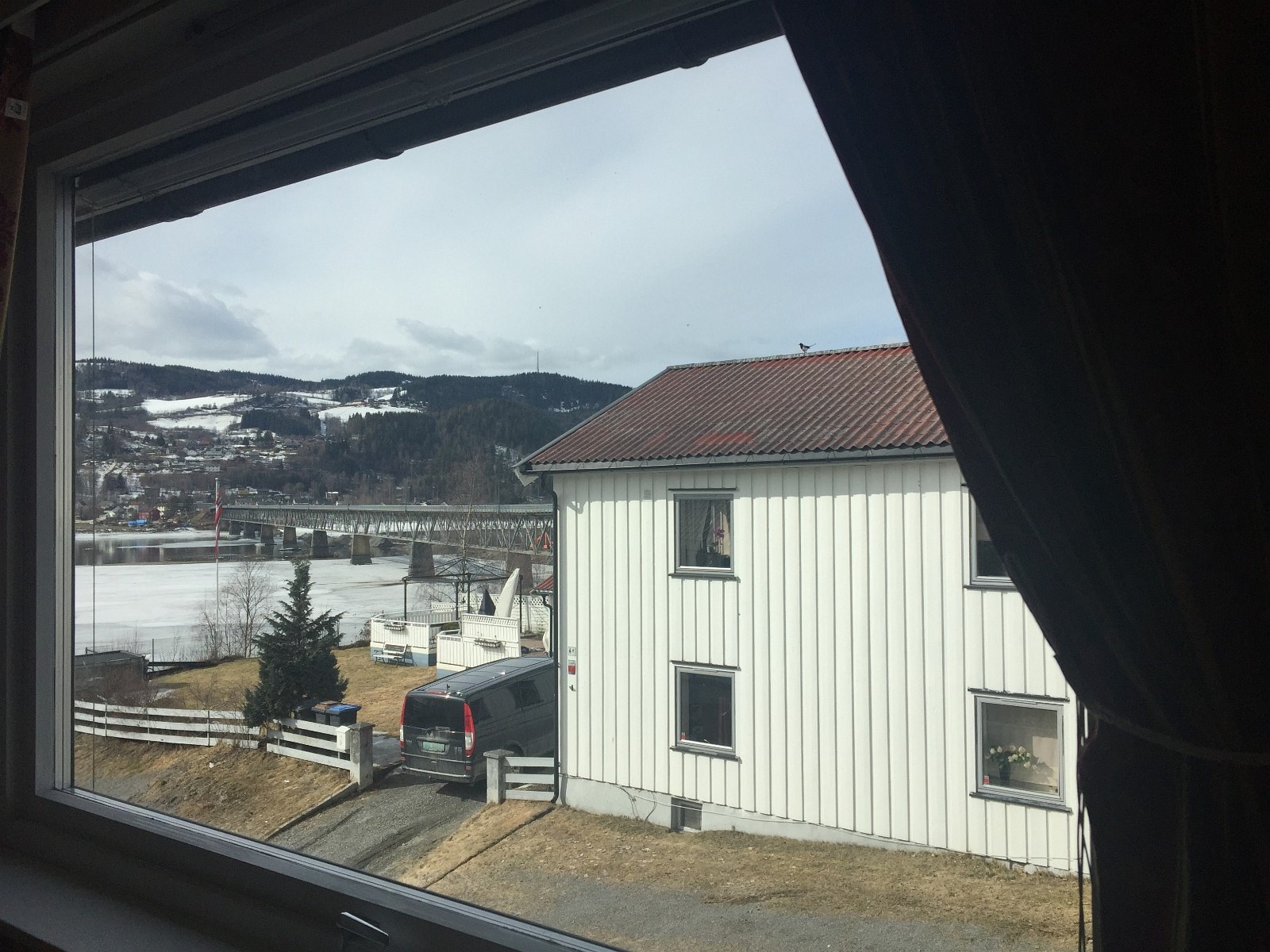 2. etasje - Rom 5 Galleribilde