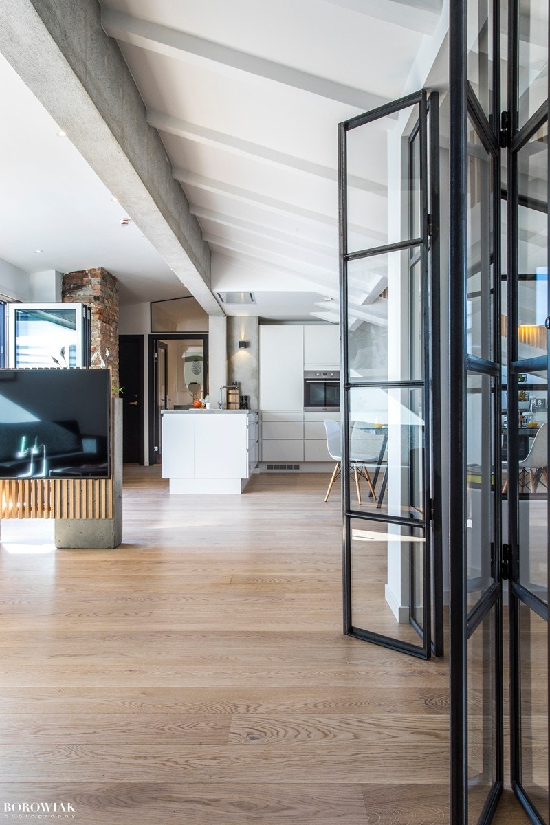 Lys eikeparket, en- stav hvit fra Opus Galleribilde