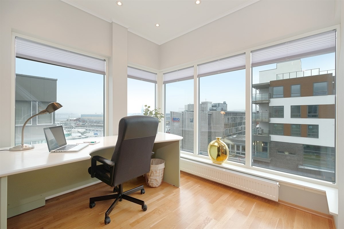 Velkommen til denne lyse og moderne leiligheten i Dr. Graarudsplass 1 Galleribilde