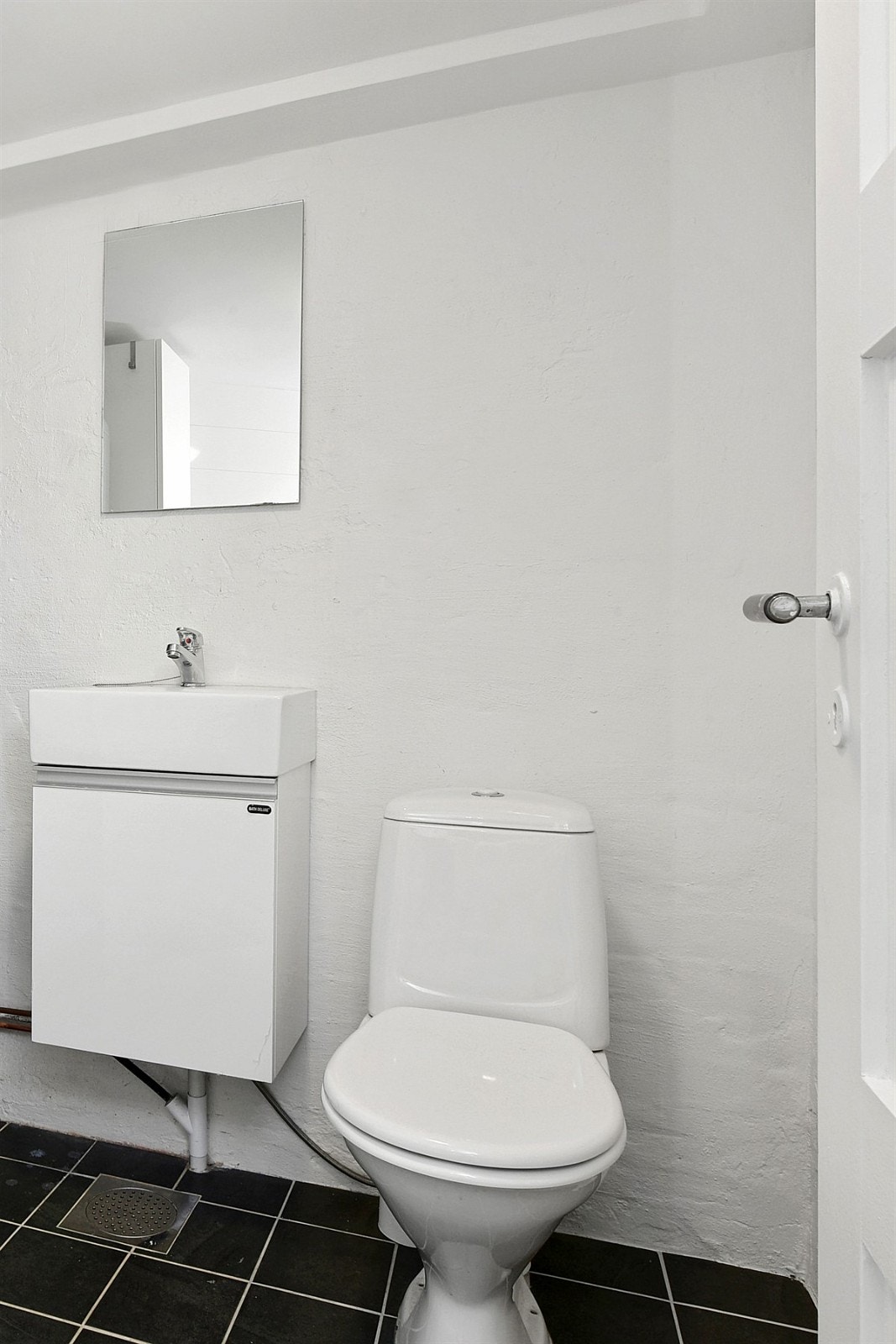 Separat wc i underetasjen. Galleribilde
