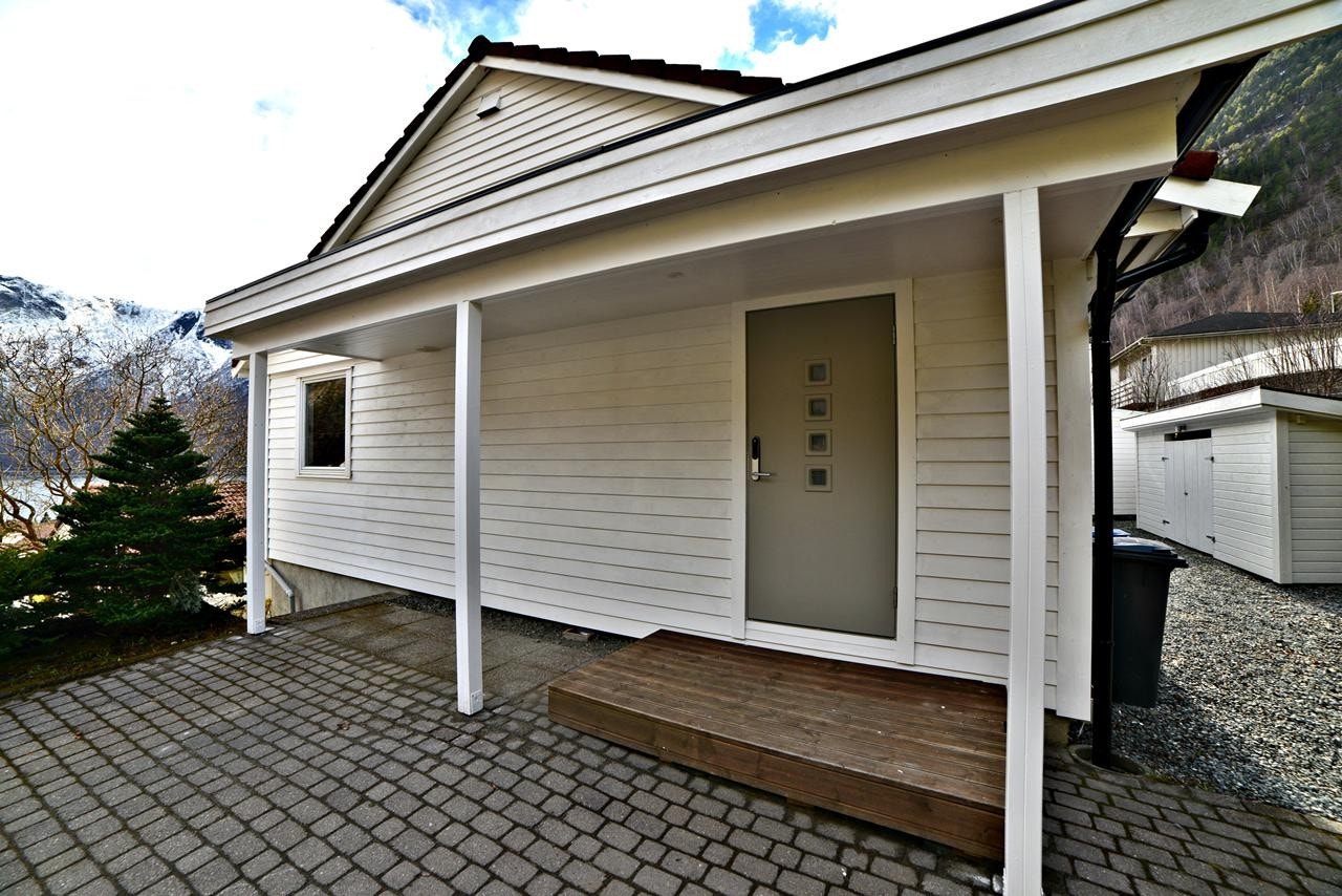 Inngangsparti Galleribilde