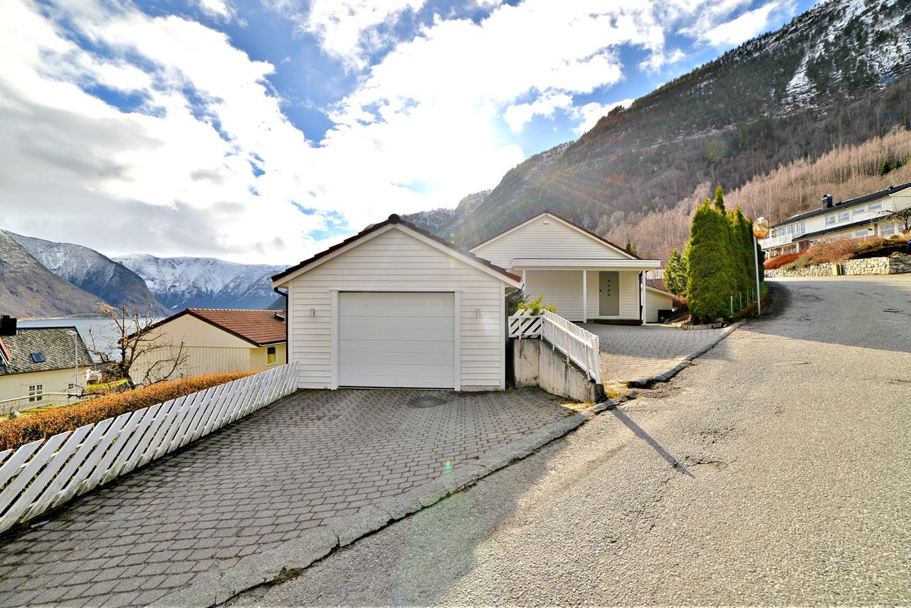 Seimsvegen 2 Galleribilde