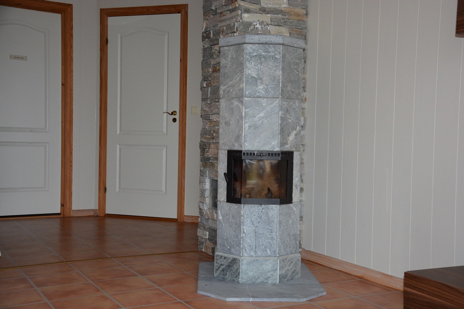 Stue med peis Galleribilde