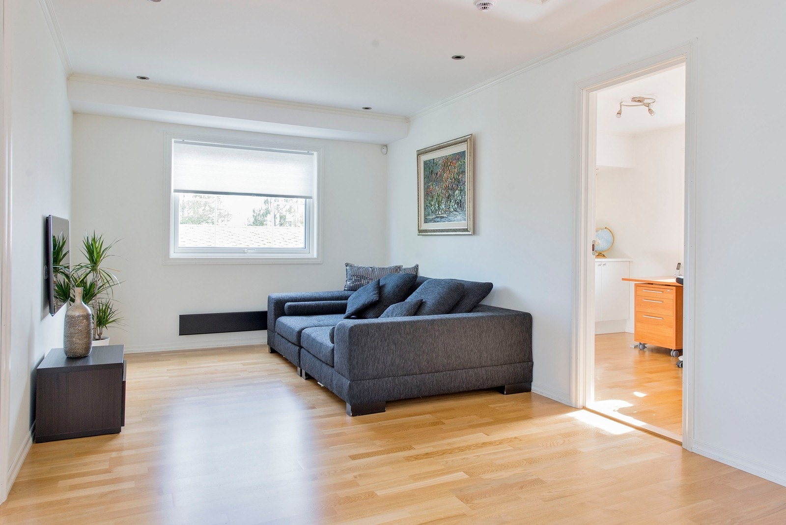 Tv-stue i 2.etasje (mulighet for etablering av et ekstra soverom) Galleribilde