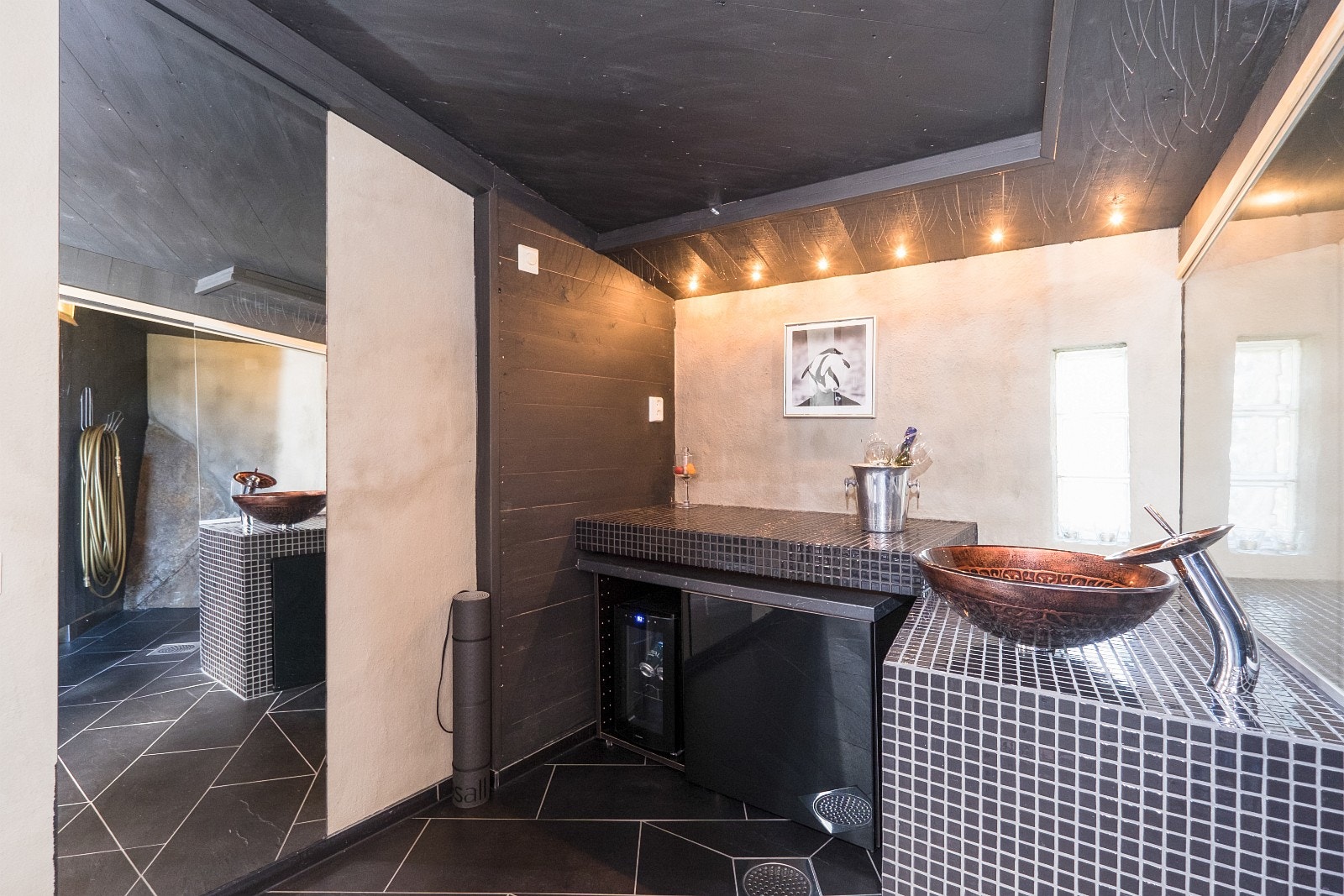 SPA-avdelingen, bar Galleribilde