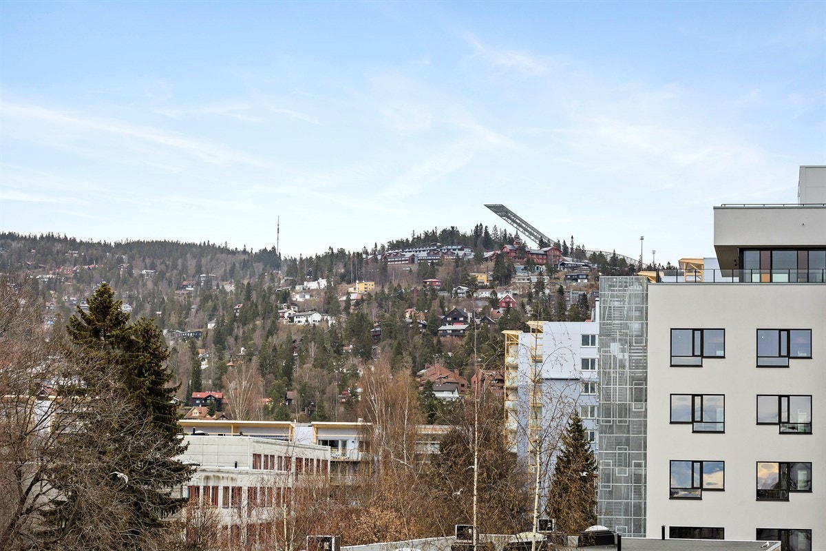 Kort vei til blant annet marka og Holmenkollen Galleribilde