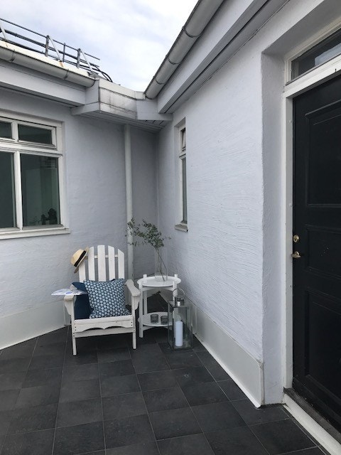 Uteplass på svalgangen utenfor leiligheten Galleribilde