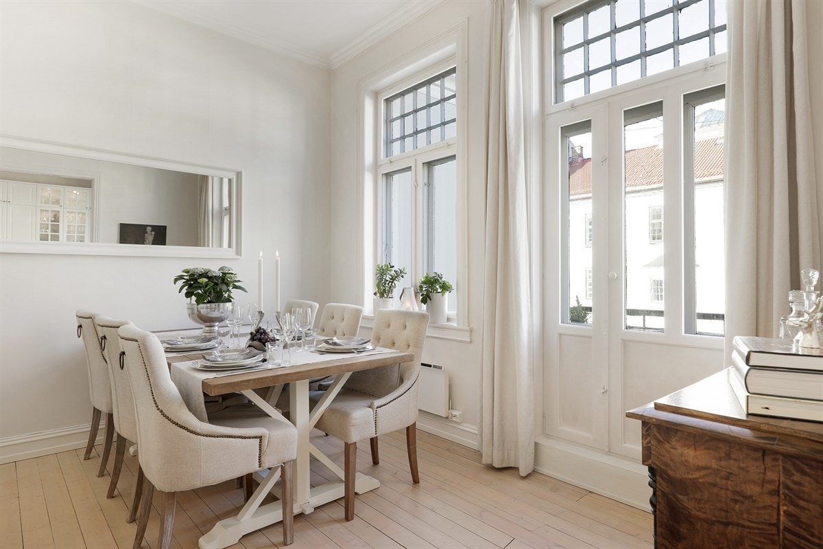 Lekker og lys spisestue. Galleribilde