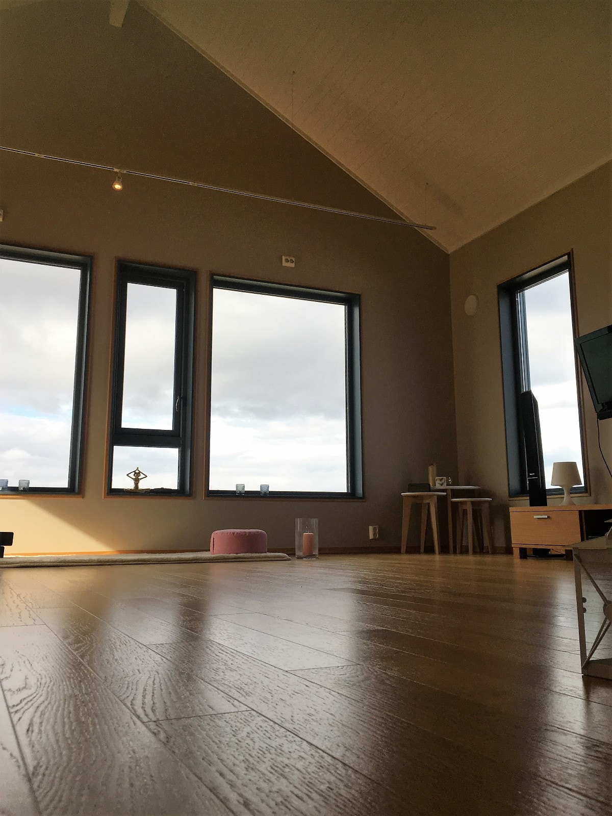 Loftstue/Yogarom/Medierom/Hjemmekontor Galleribilde