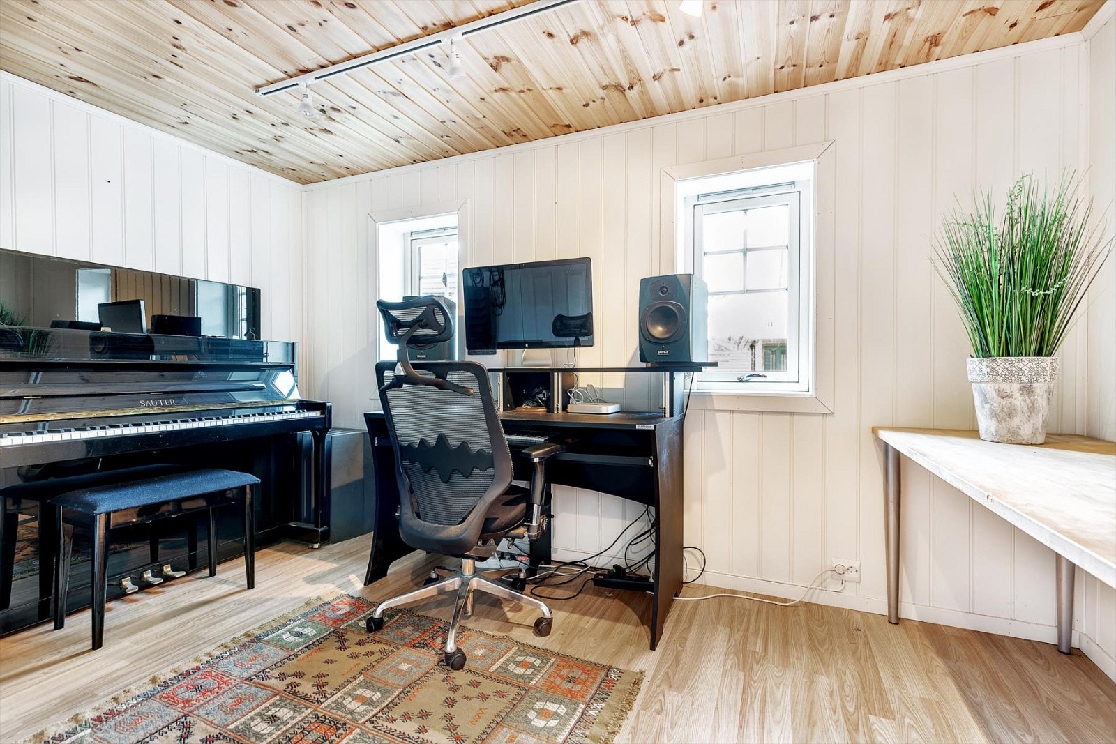 Oppholdsrom 1 etasje i anneks Galleribilde