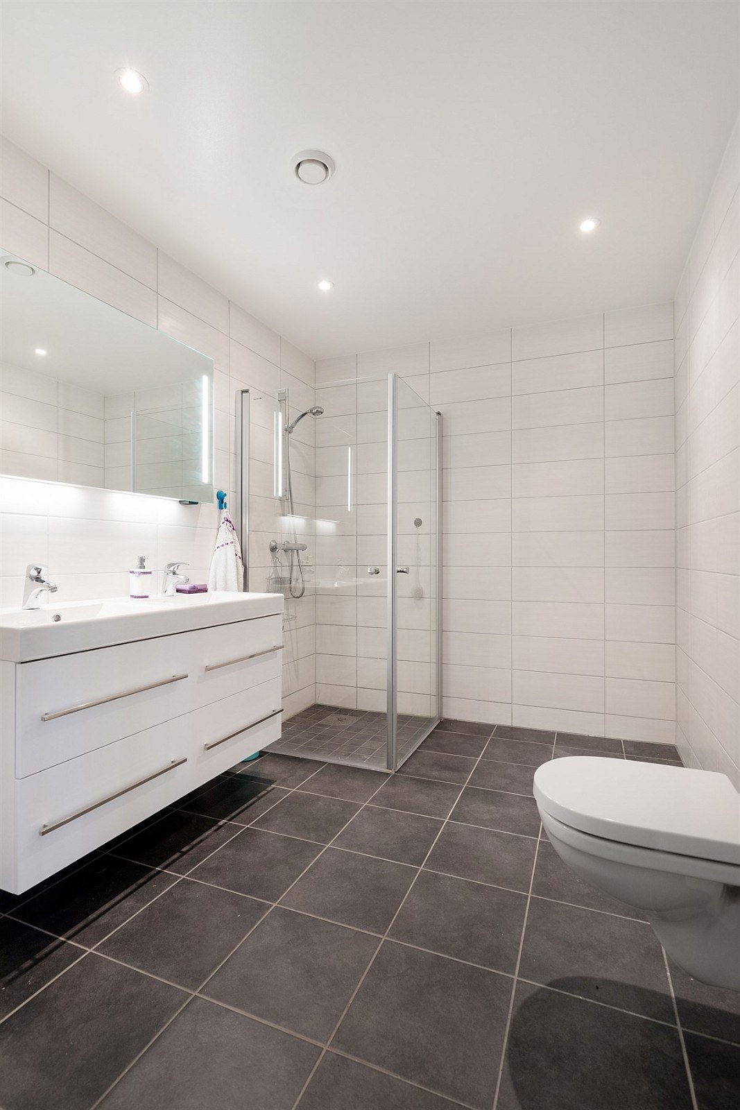Badet Galleribilde