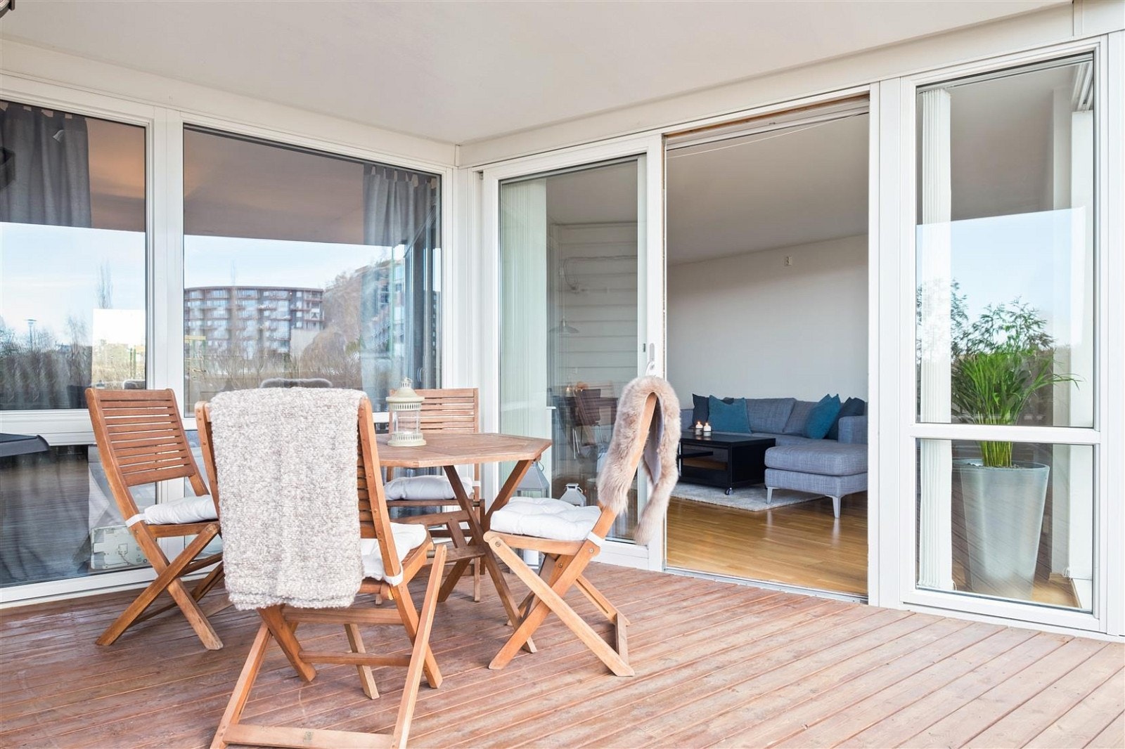 Solrik terrasse Galleribilde