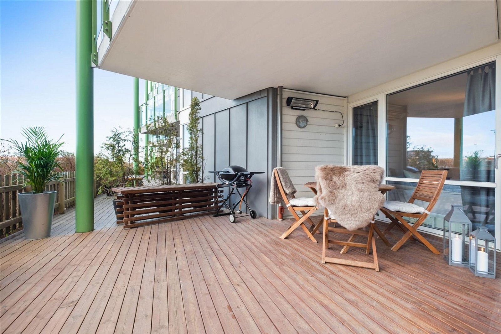 Solrik terrasse Galleribilde