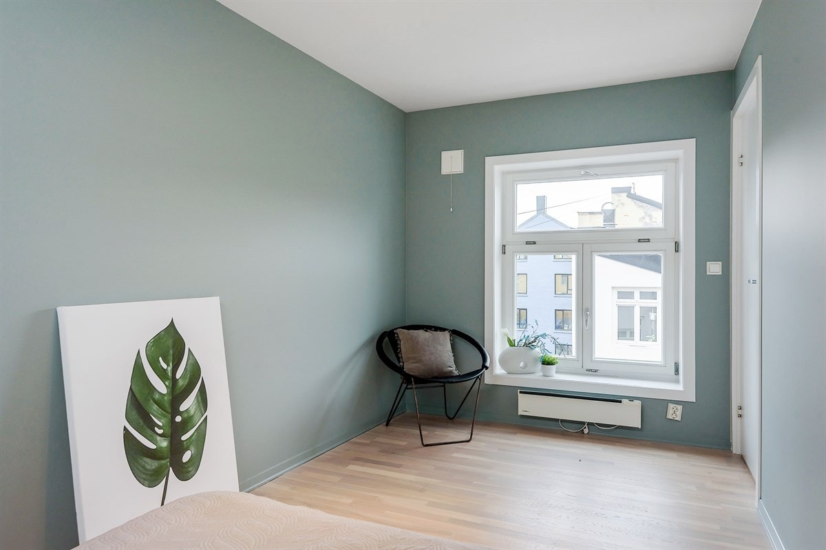 Rikelig med plass til garderobeløsning. Galleribilde