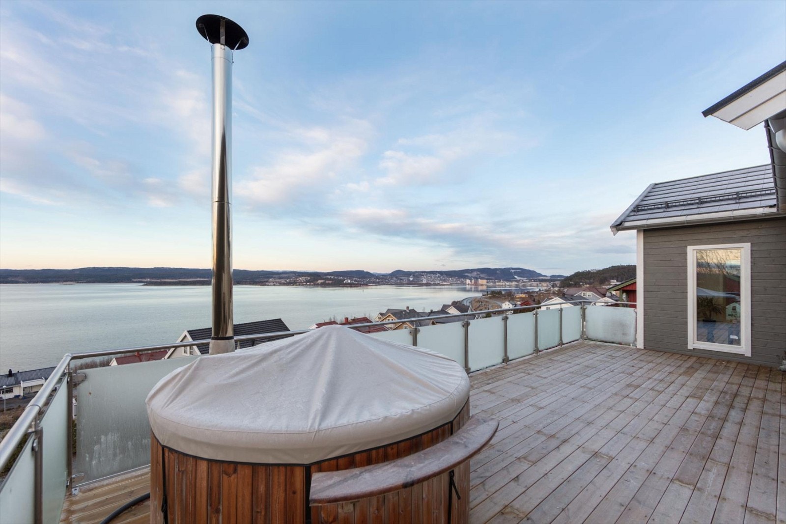 Utsikt fra veranda Galleribilde