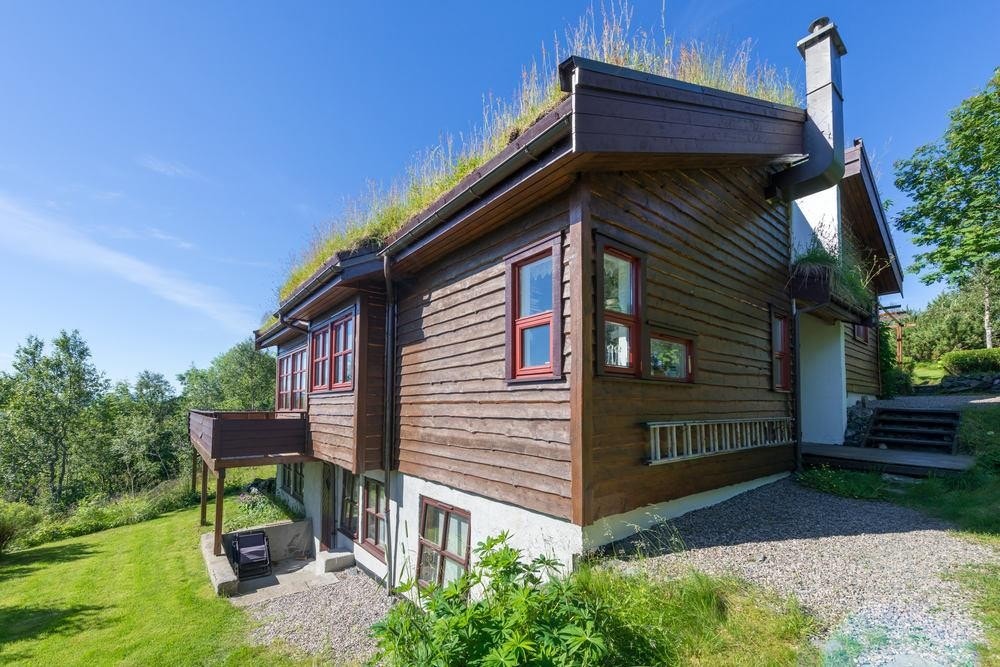 Nordøstvendt fasade med adkomst til utleieleilighet Galleribilde