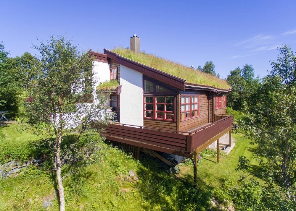 Terrasse mot sør og øst Galleribilde