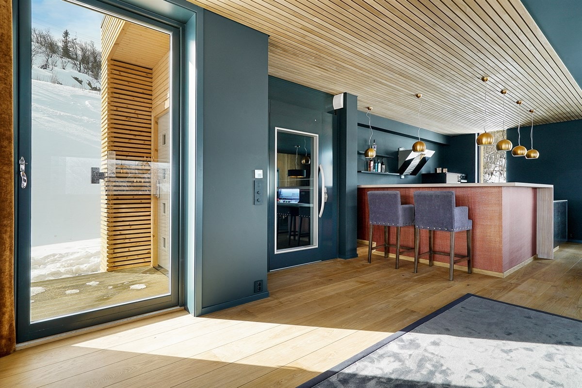 Heisen har også adkomst direkte inn i alle etasjer Galleribilde