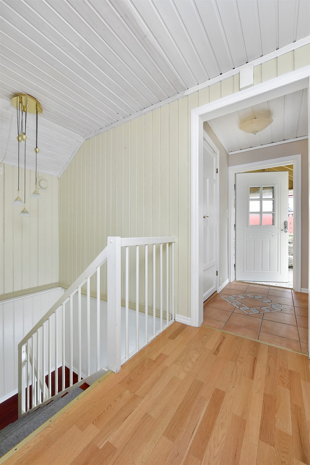 Gang i første etasje. Galleribilde