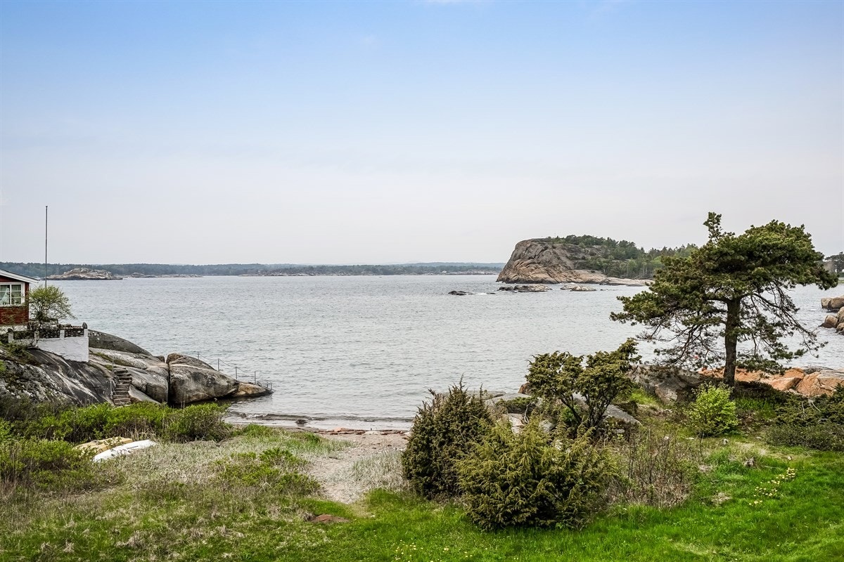 Meget solrik eiendom med flott sjøutsikt Galleribilde