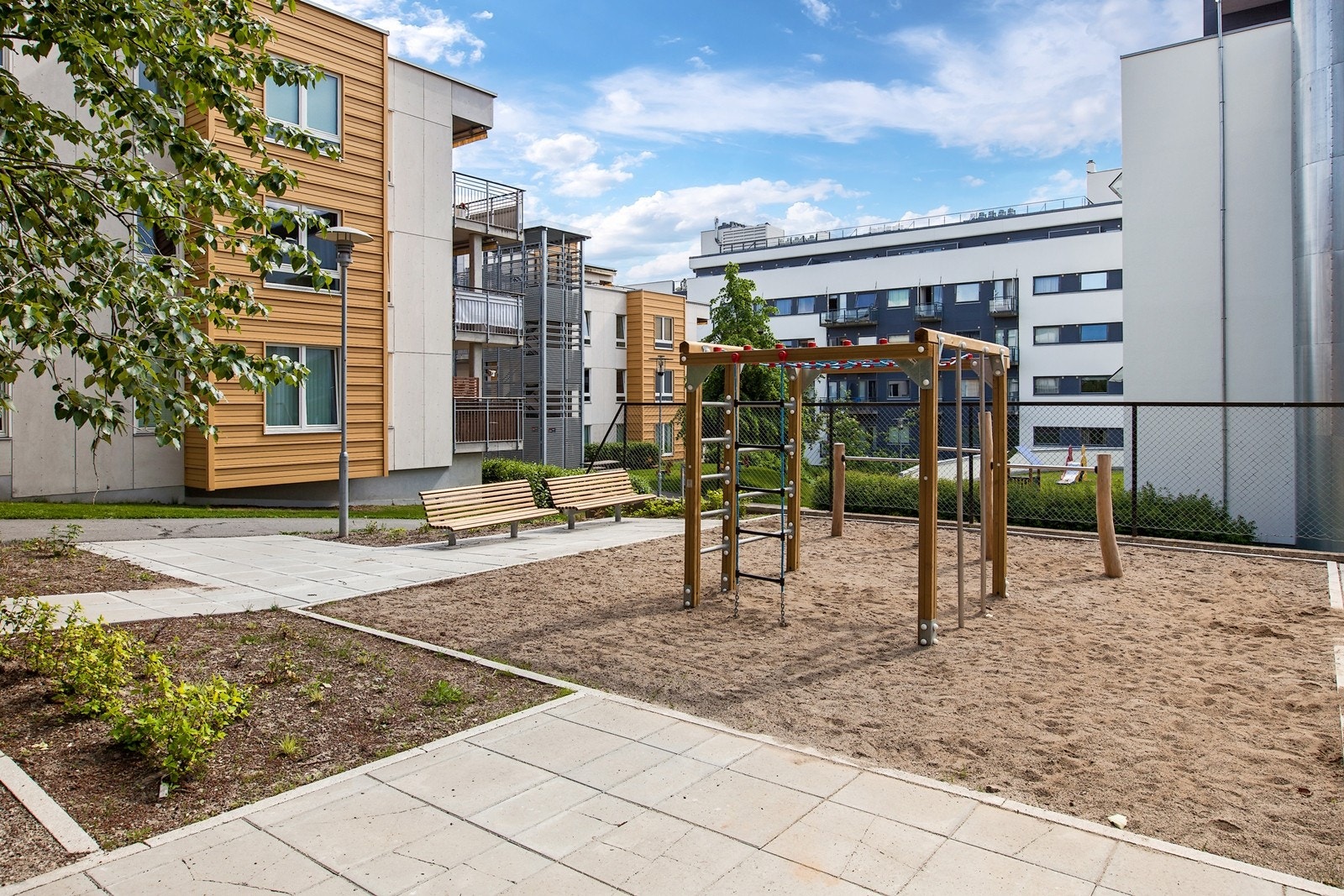 Lekeplass for barna Galleribilde