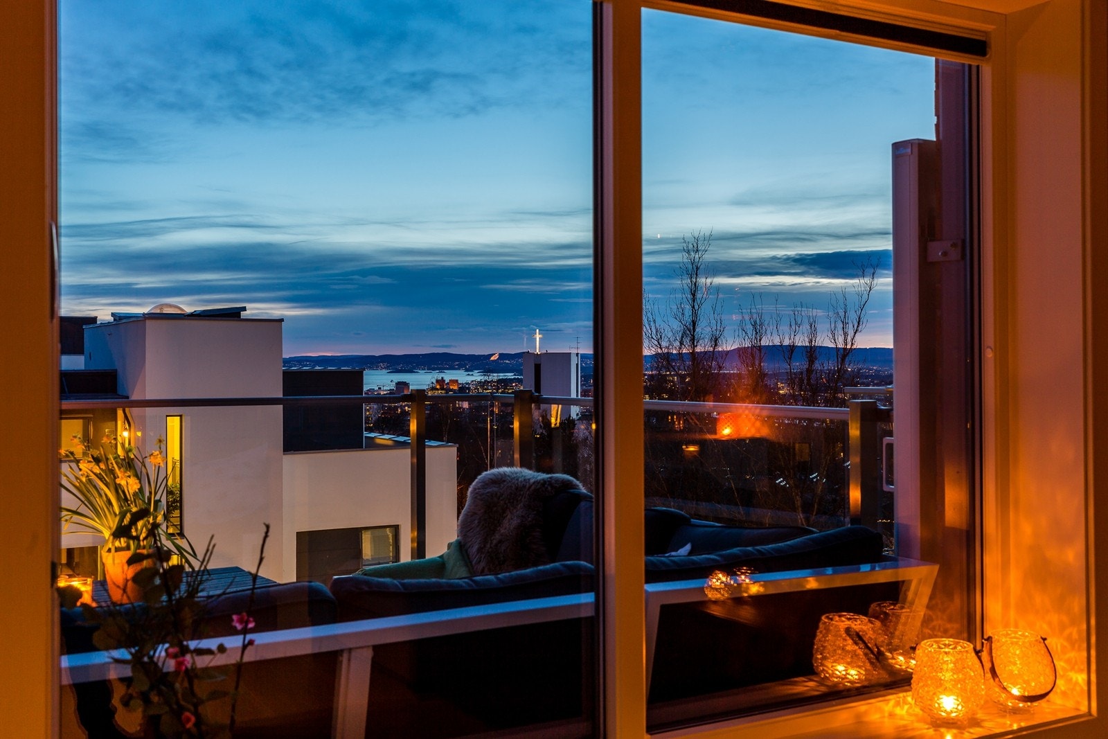 Kvelden legger seg over Oslo Galleribilde