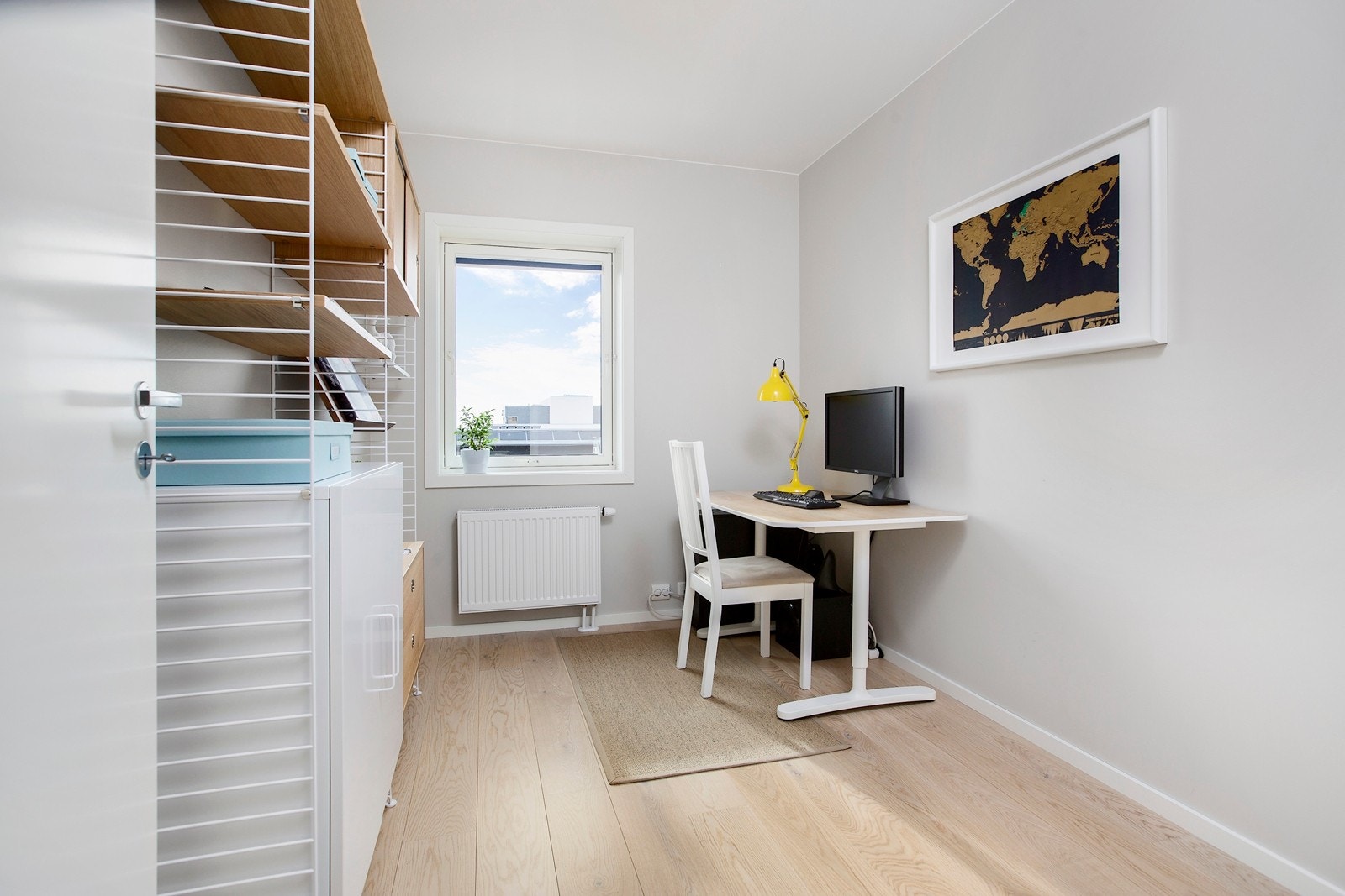 Soverom 3 som i dag brukes som kontor, ligger vendt mot fronten av bygget Galleribilde