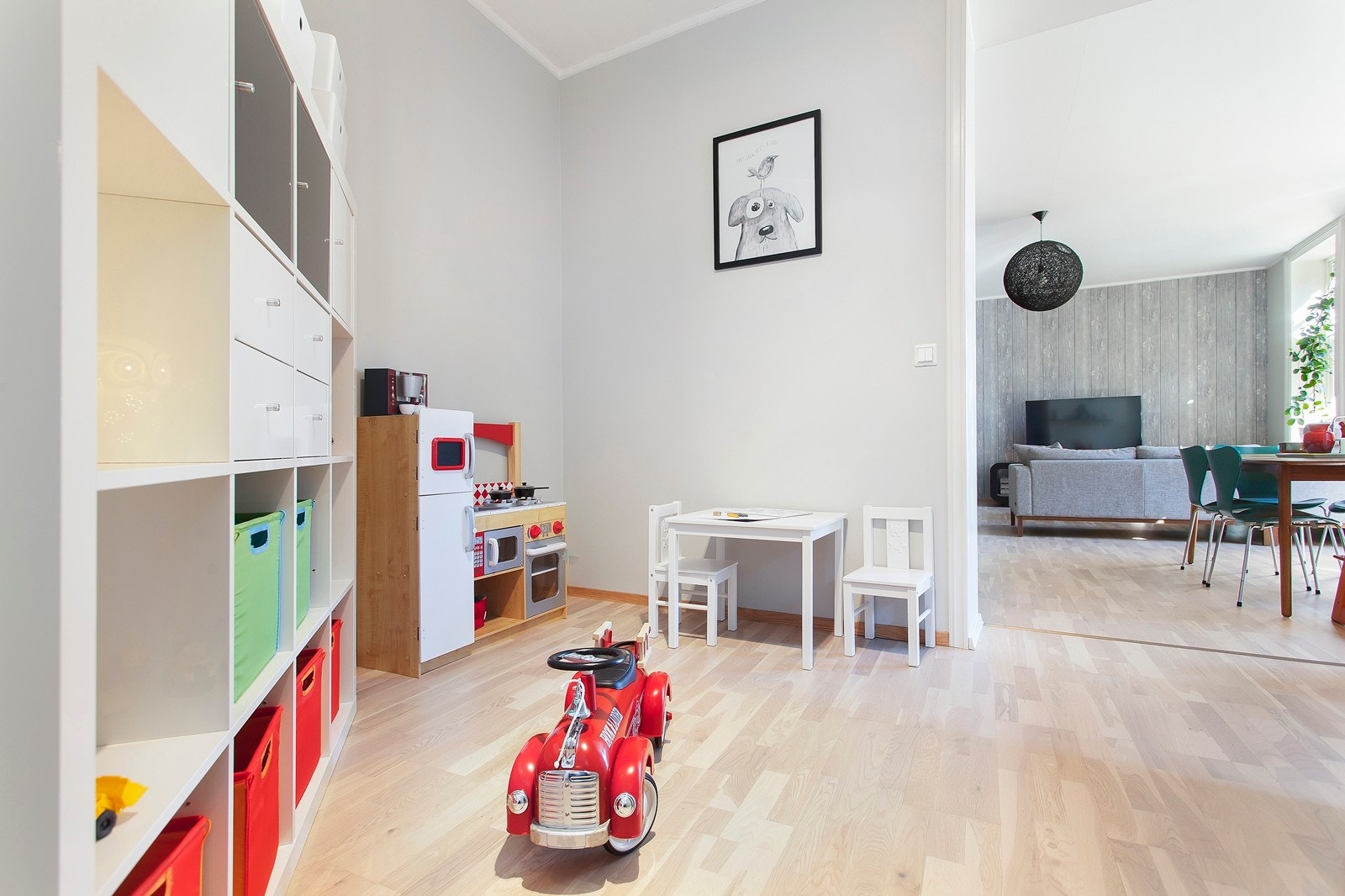 Lekerom mellom stue og soverom som også kan egne seg godt som walk in closet i tilknytning til hovedsoverommet. Galleribilde