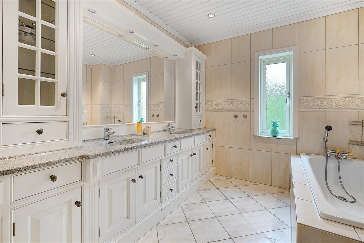 Hovedbad Galleribilde