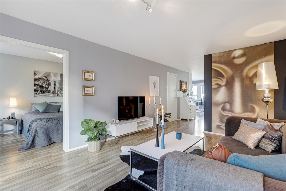 Du har god plass til sofagruppe, bord og annet interiør. Galleribilde